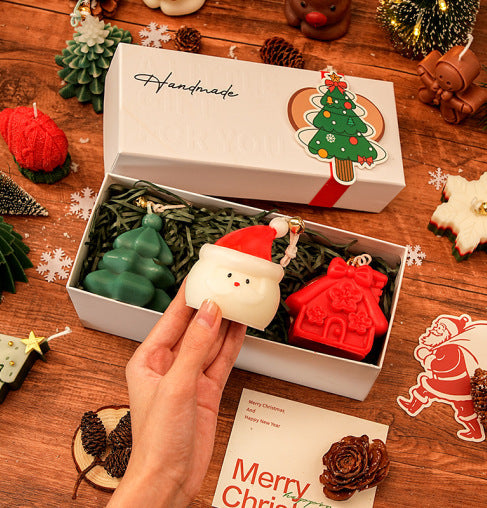 FestiveGlow – Christmas scented candle set in a gift box