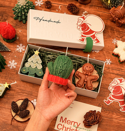 FestiveGlow – Christmas scented candle set in a gift box