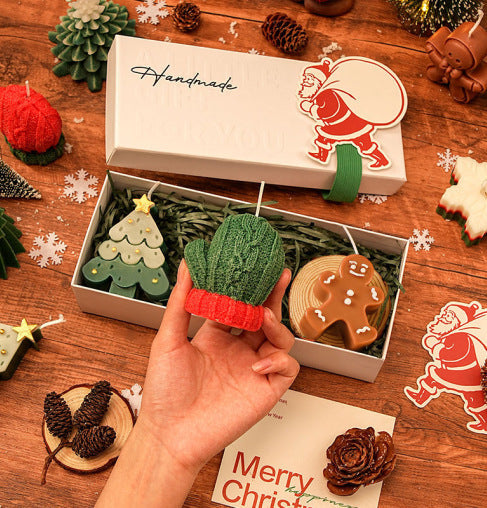 FestiveGlow – Christmas scented candle set in a gift box