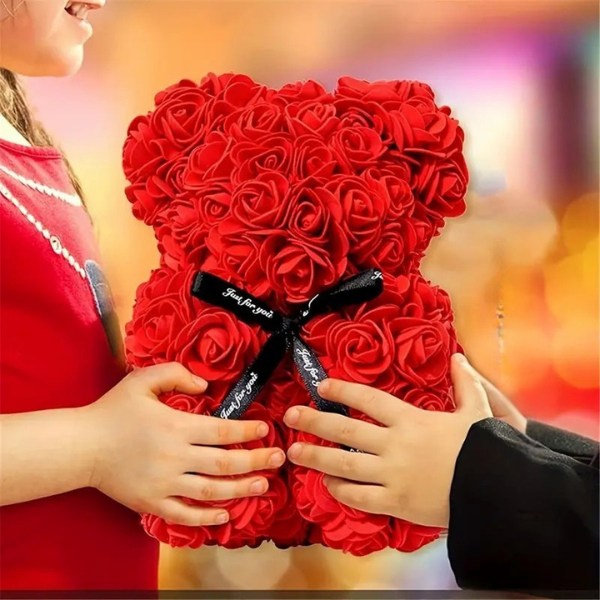 RoseBear – Romantic teddy bear made of eternal roses