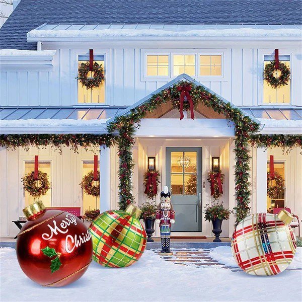 GlowSphere – Outdoor Christmas PVC Inflatable Decoration Ball