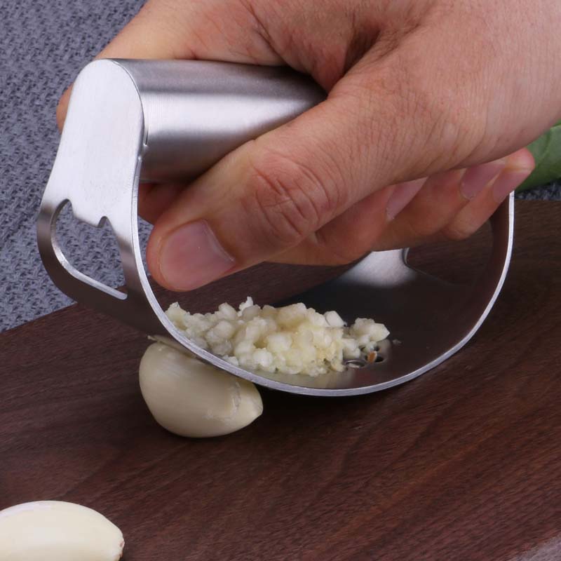 GarliX – Multifunctional Stainless Steel Garlic Press | 1+2 FREE