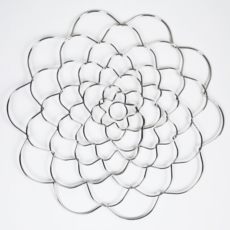 FloraCraft – stainless steel flower arranging aid with flower grid