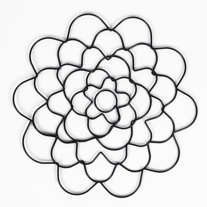 FloraCraft – stainless steel flower arranging aid with flower grid