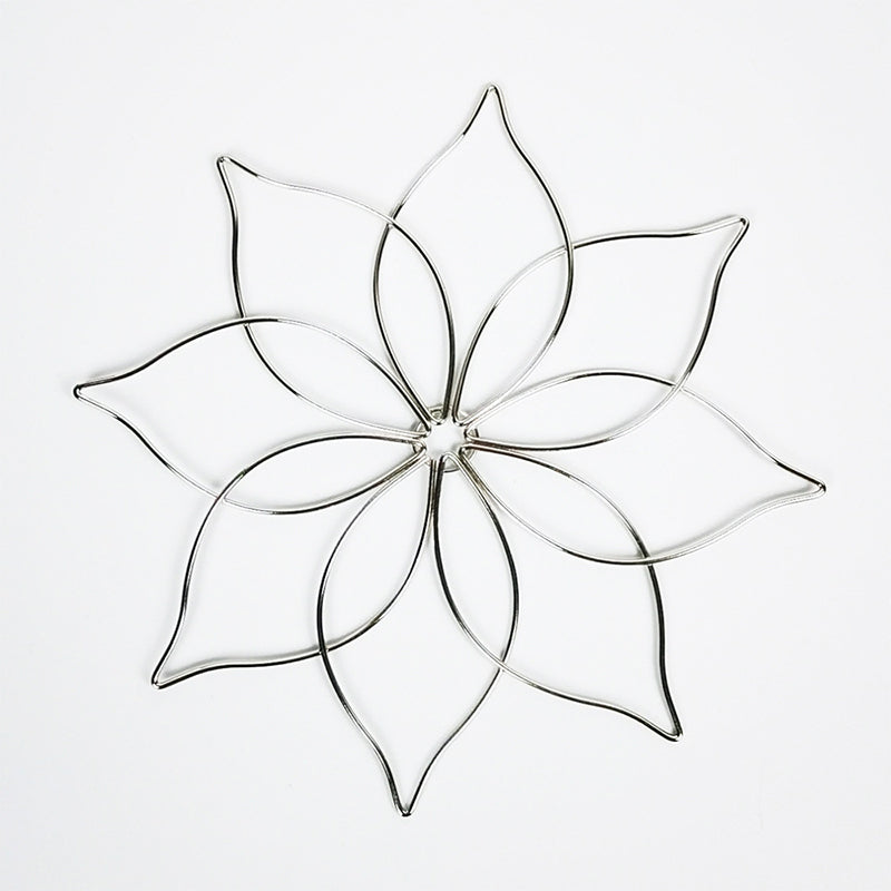 FloraCraft – stainless steel flower arranging aid with flower grid