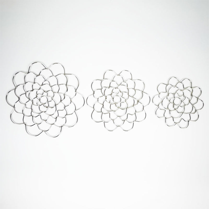 FloraCraft – stainless steel flower arranging aid with flower grid