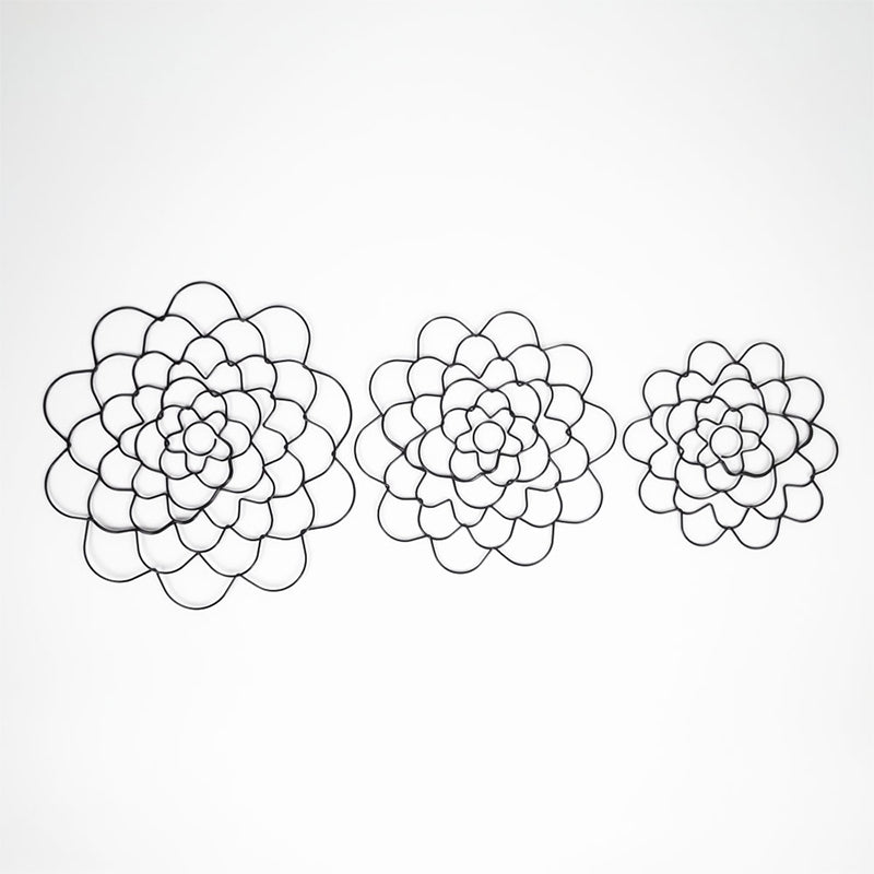 FloraCraft – stainless steel flower arranging aid with flower grid