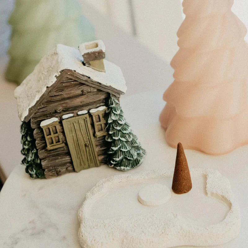 Timmerstuga – Smoking Winter Cabin Decoration | 50% OFF