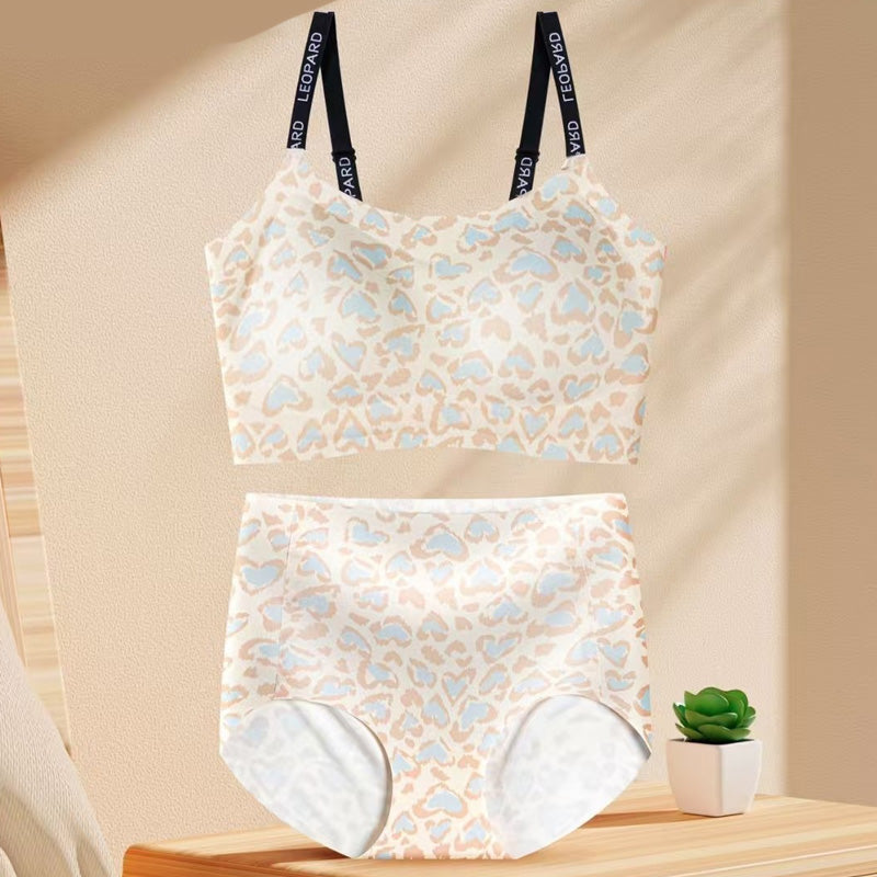 Isabella – Seamless Leopard Print Set