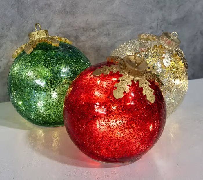 LumiGlobe – LED Christmas bauble with timer