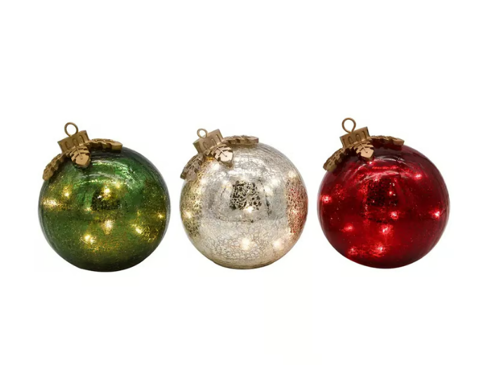 LumiGlobe – LED Christmas bauble with timer